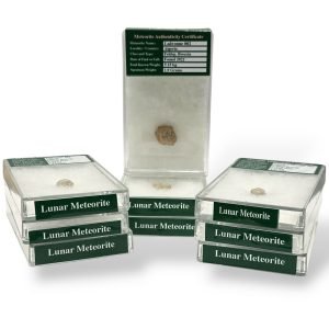 Meteorite Lunar Laâyoune 002 Weight .7g